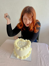 Taylor Swift fake blood cake