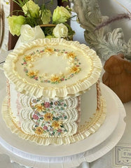 Vintage cake Haute gamme tons beige et jaune